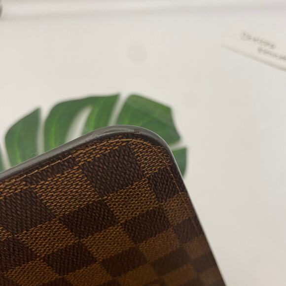 Louis Vuitton Neverfull Clutch Purse Pouch Damier Ebene Interior Everyday Travel - Picture 16 of 16